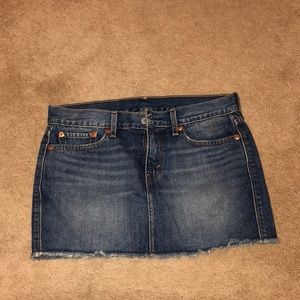 Levi denim skirt